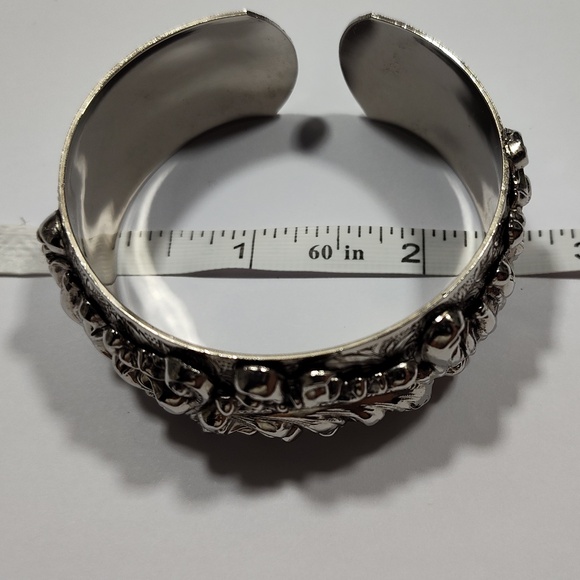 Vintage Silver tone Art Nouveau Wide Ornate Cuff Bracelet Rare Find - Picture 2 of 11